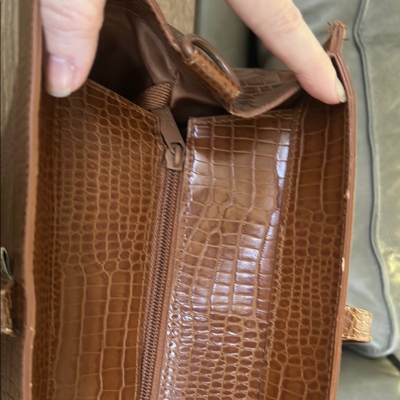 BEIS Brown Croc-Embossed Tote Bag with Shoulder Strap - Picture 3 of 10